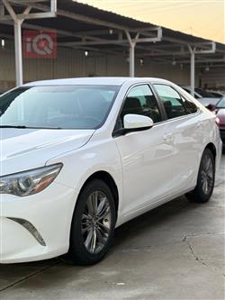 تۆیۆتا کامری